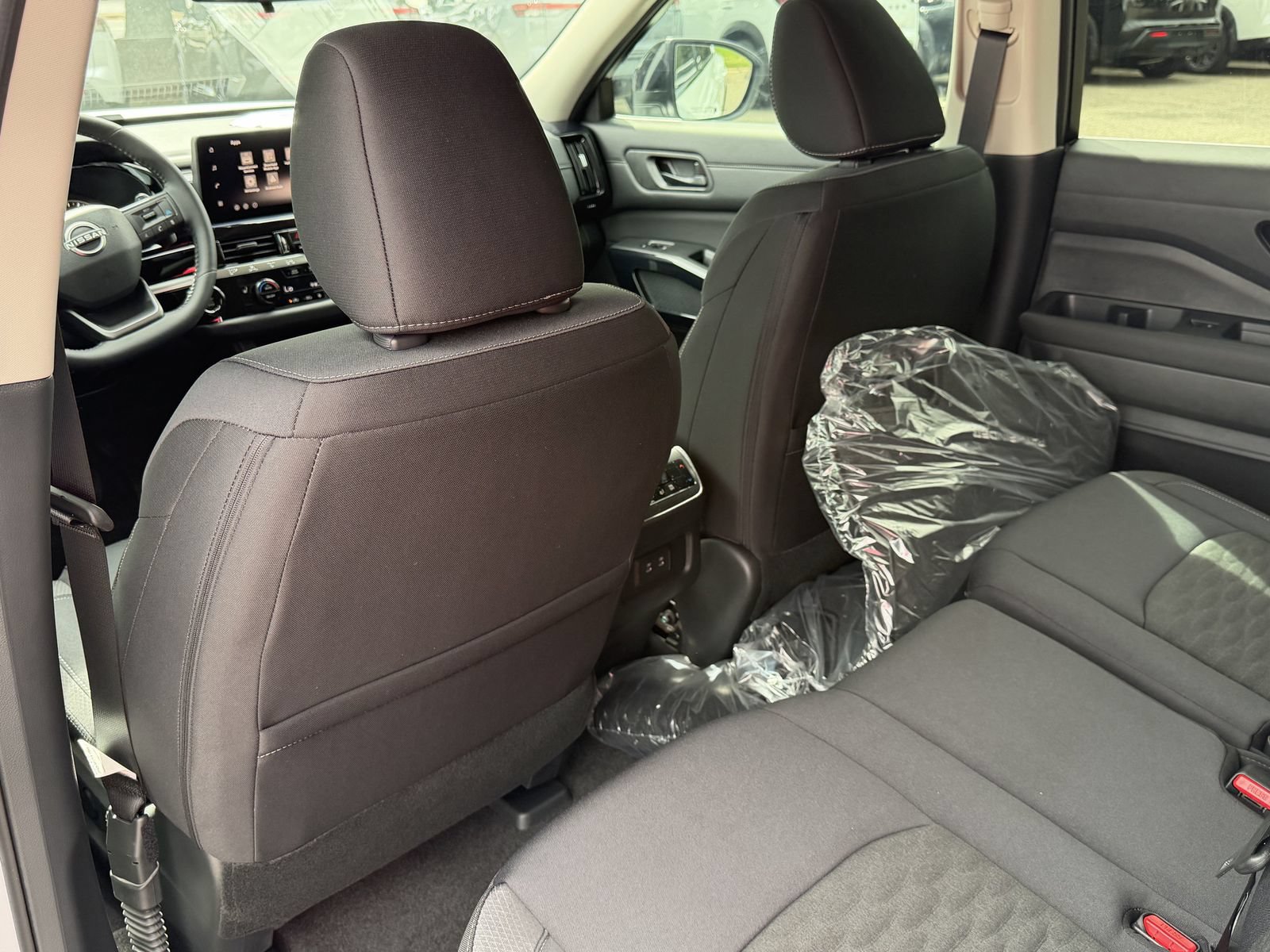 New 2026 Nissan Pathfinder SV w/ SV Premium Package FWD image 22