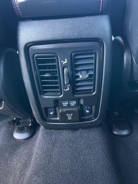 Used 2024 Dodge Durango GT image 28