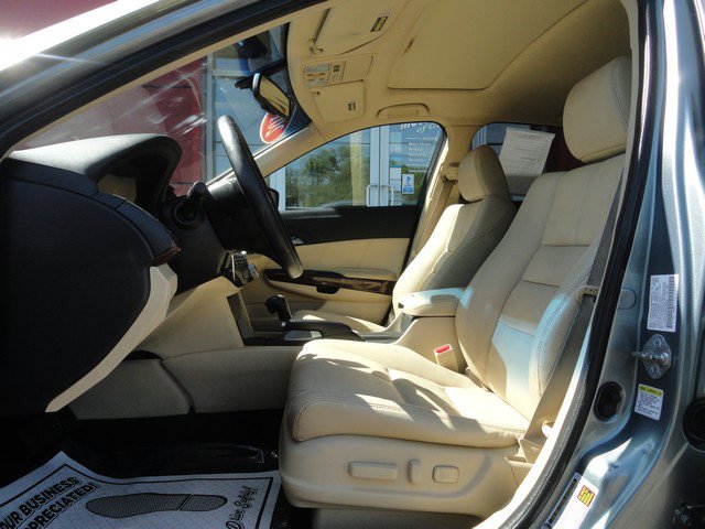 Used 2010 Honda Crosstour EX-L image 11