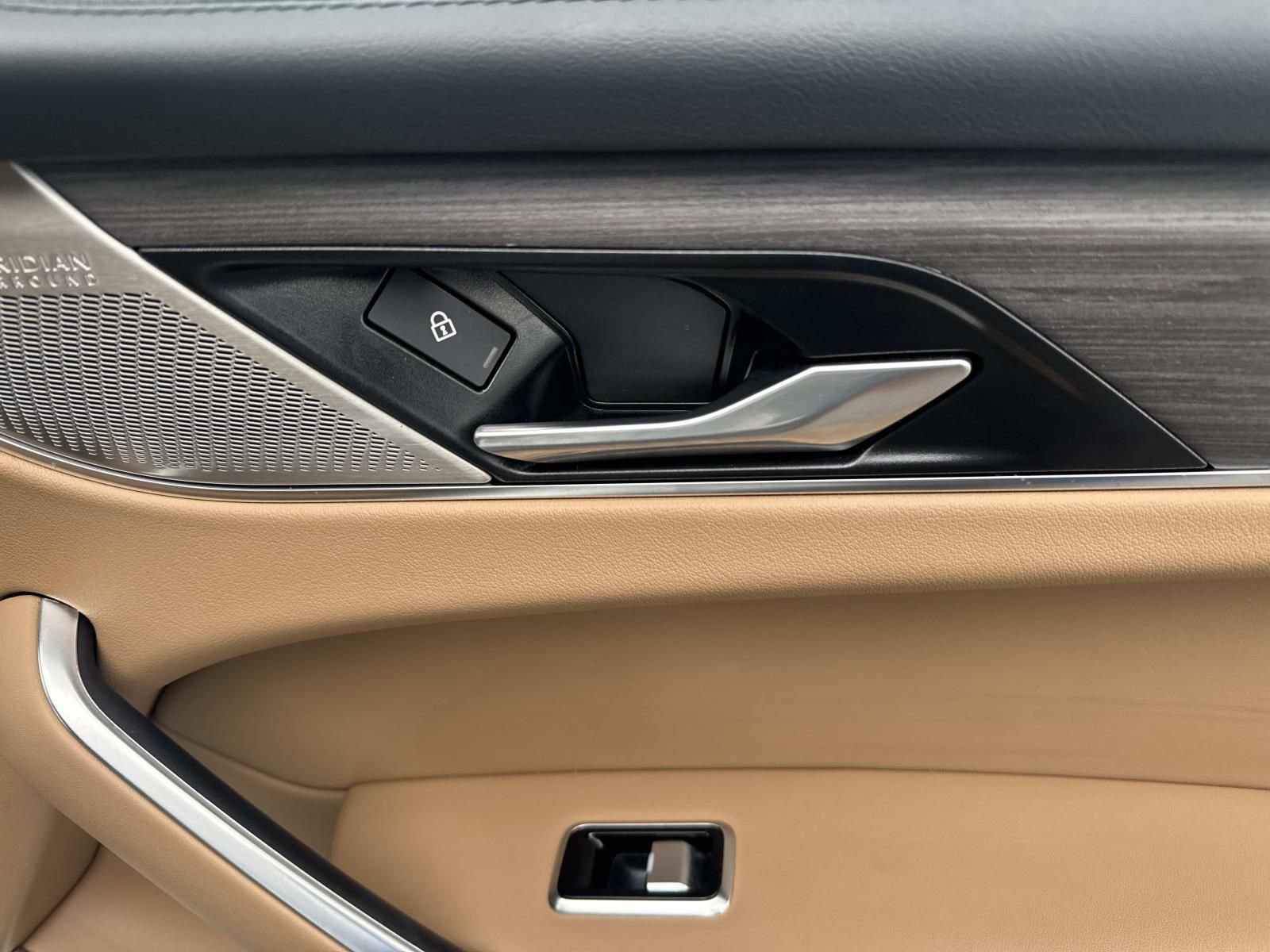 Used 2022 Jaguar F-PACE S image 15