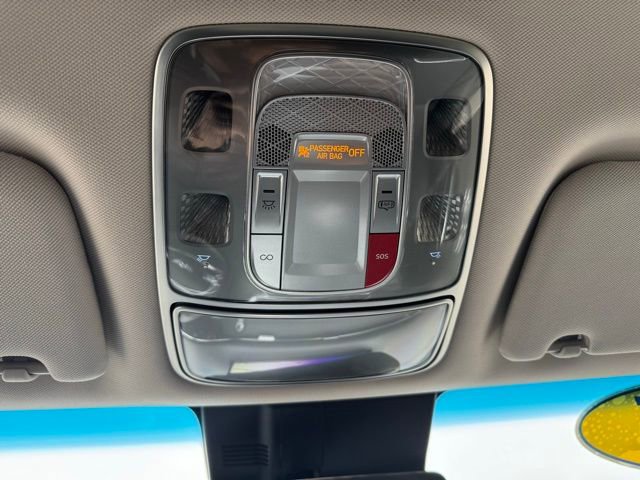 Used 2025 Genesis GV70 2.5T image 36