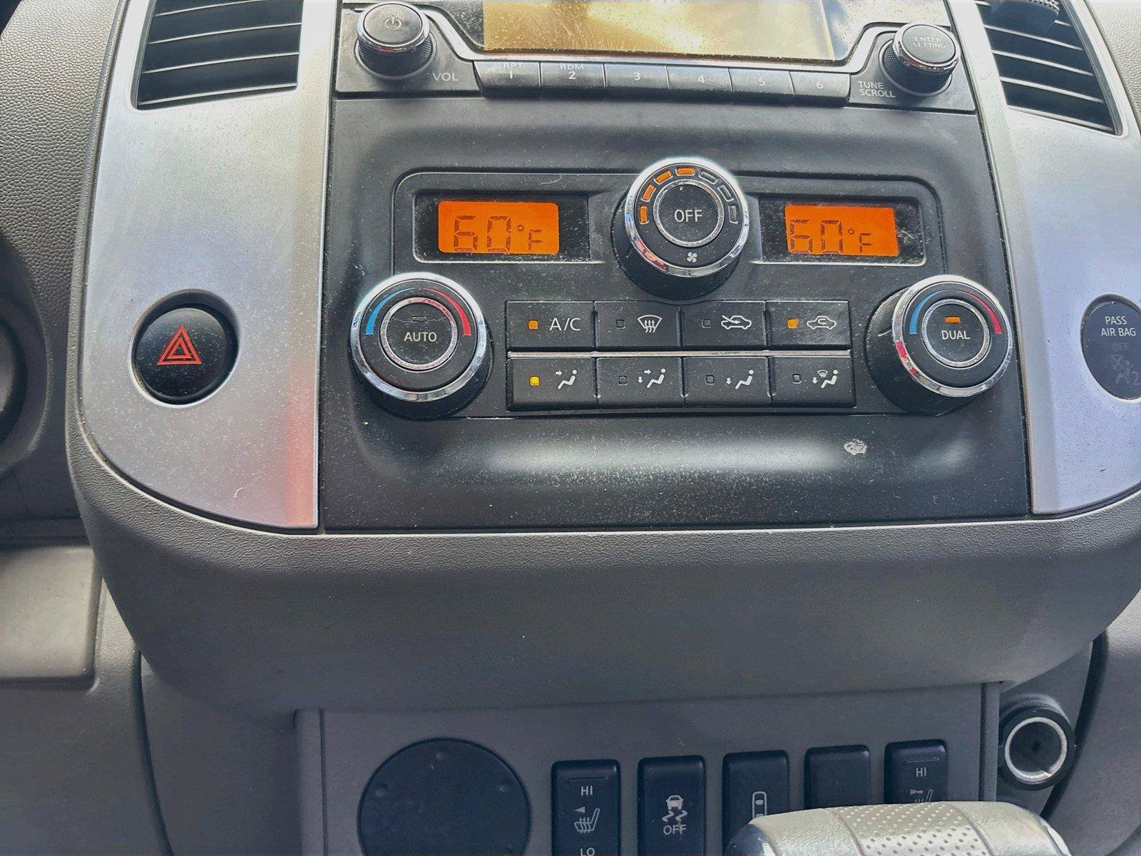 Used 2015 Nissan Frontier SV w/ SV Value Truck Package RWD image 9