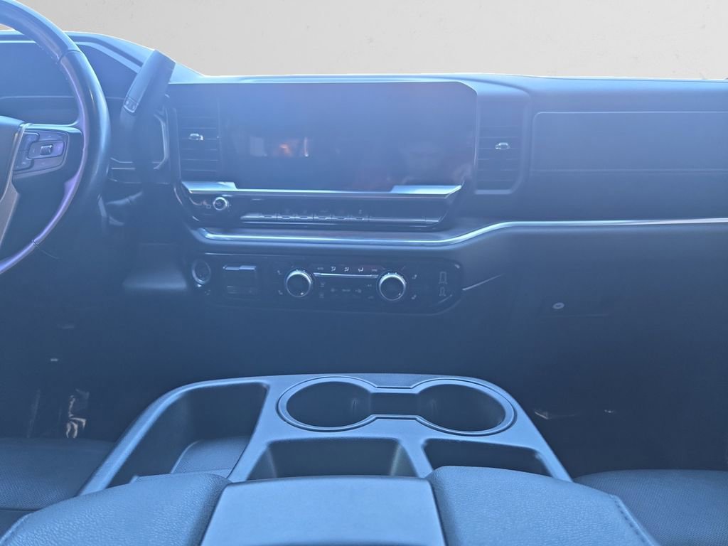 Used 2024 GMC Sierra 3500 SLT image 13