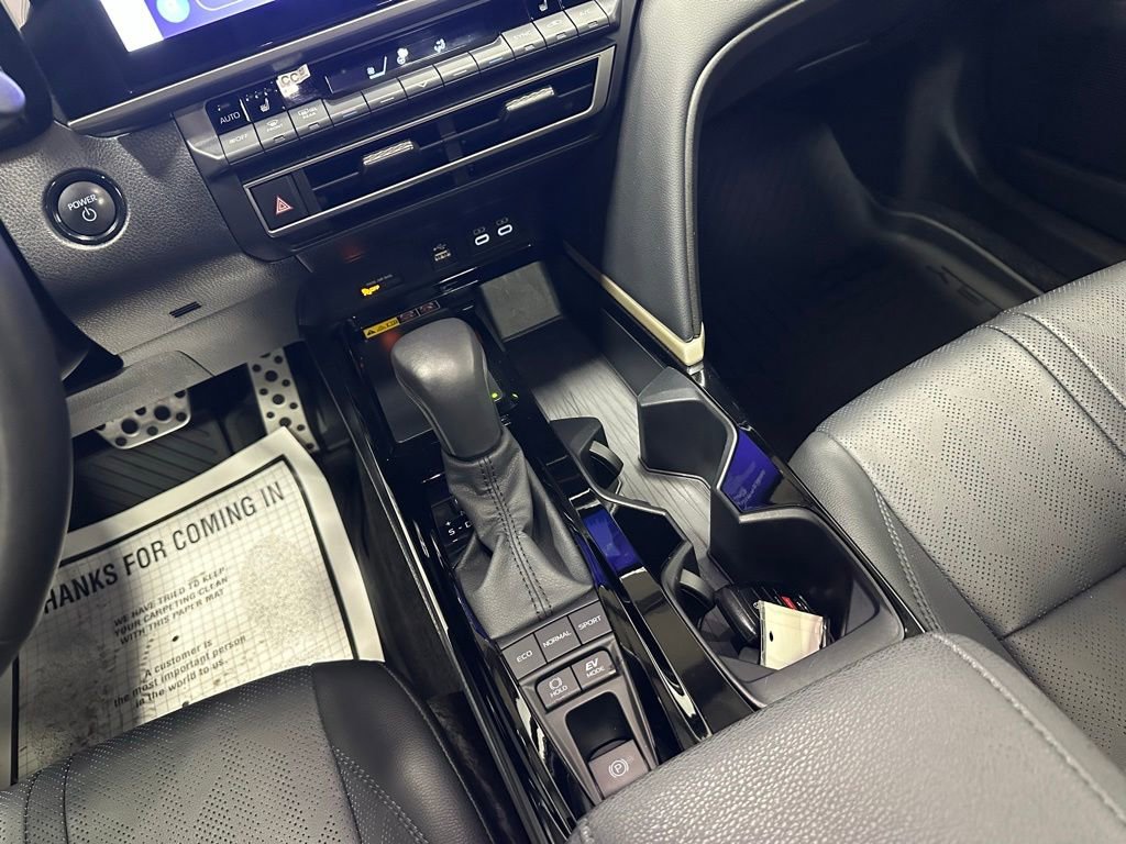 Used 2026 Toyota Camry XSE FWD image 41