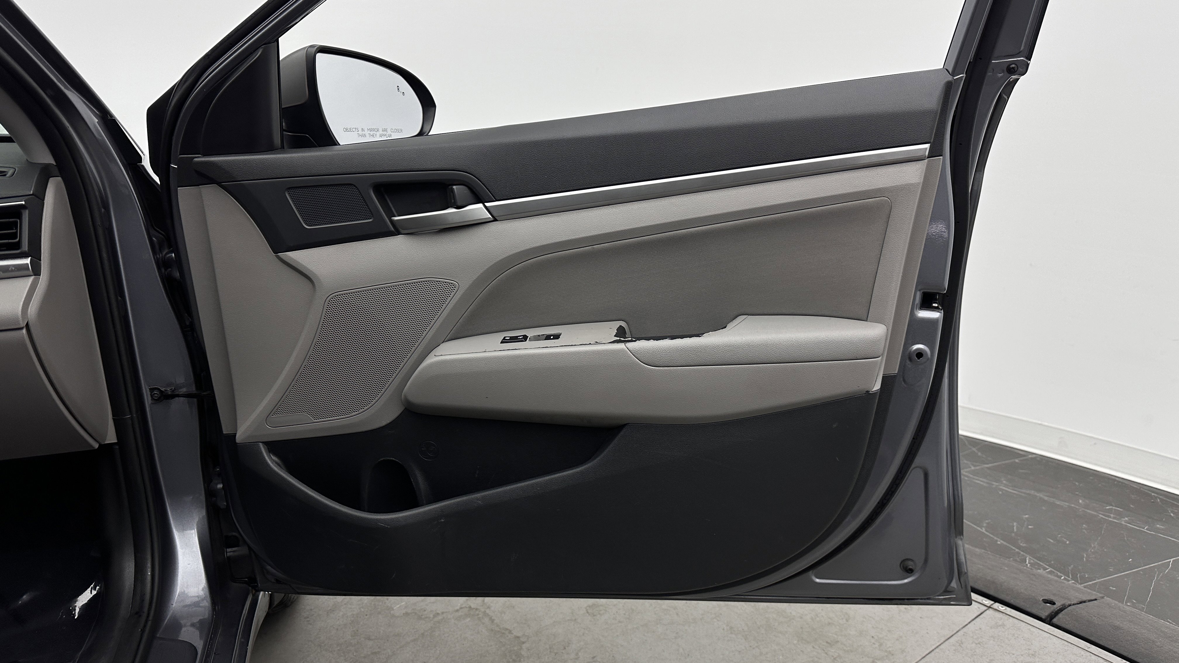 Used 2019 Hyundai Elantra SEL FWD image 30