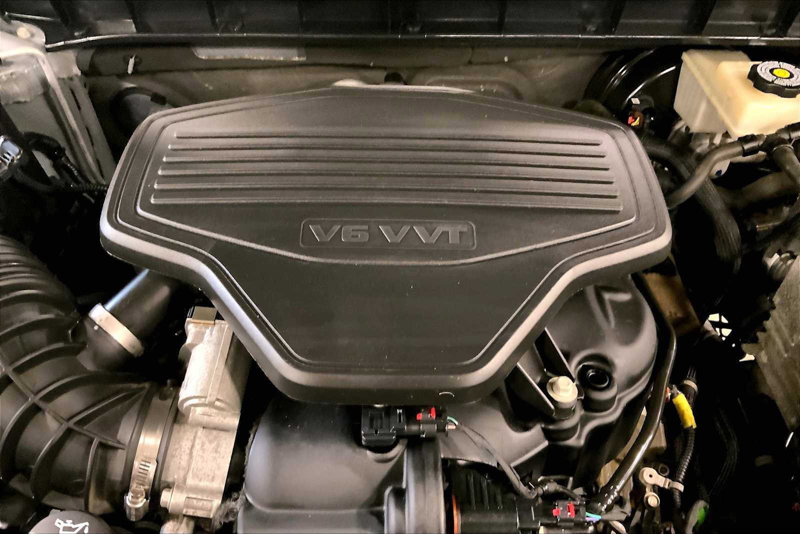 Used 2018 GMC Acadia SLE image 29