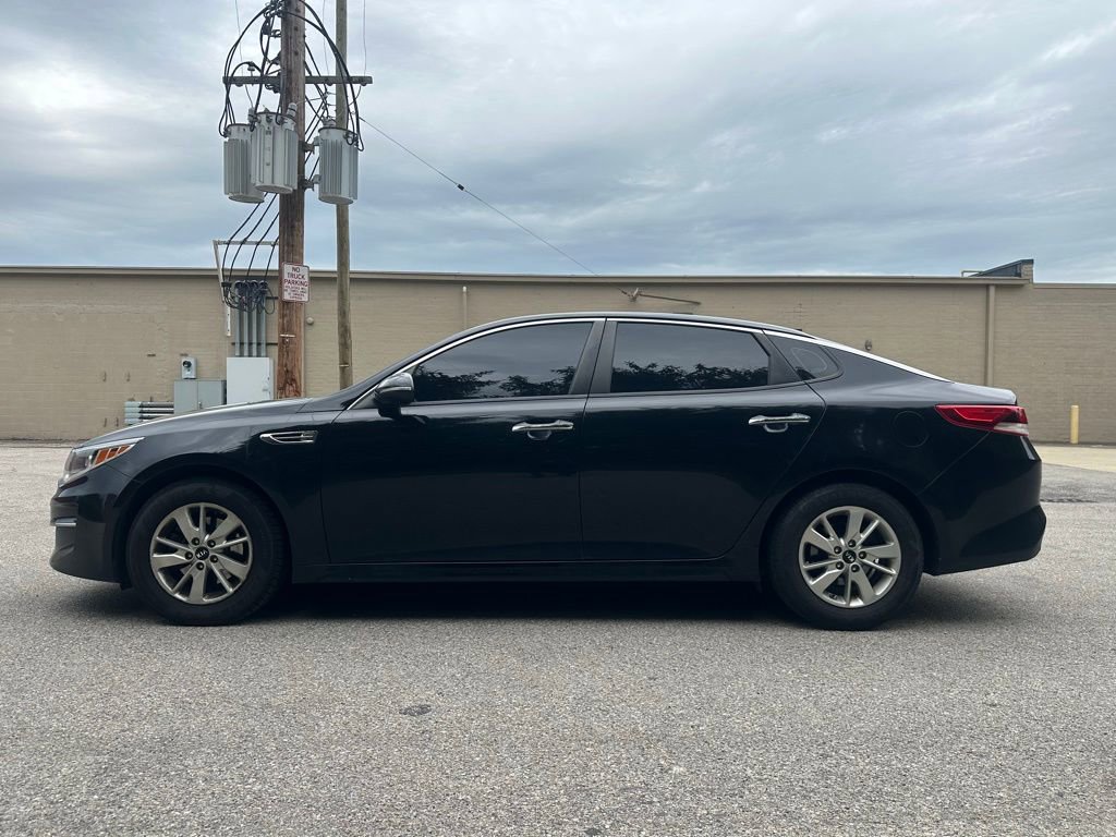 Used 2018 Kia Optima LX w/ Convenience Package image 4