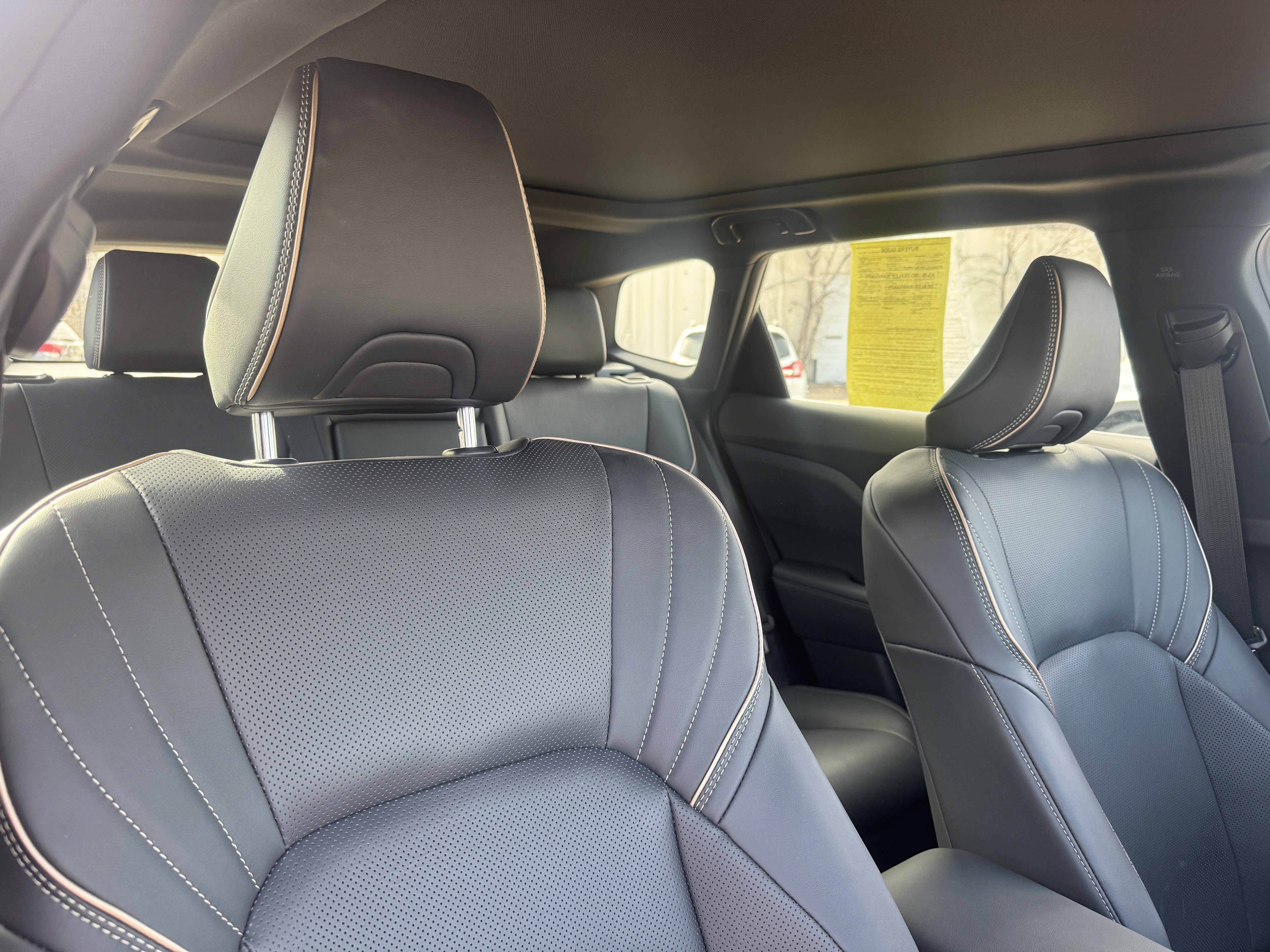 Certified 2025 Toyota Crown Signia image 21