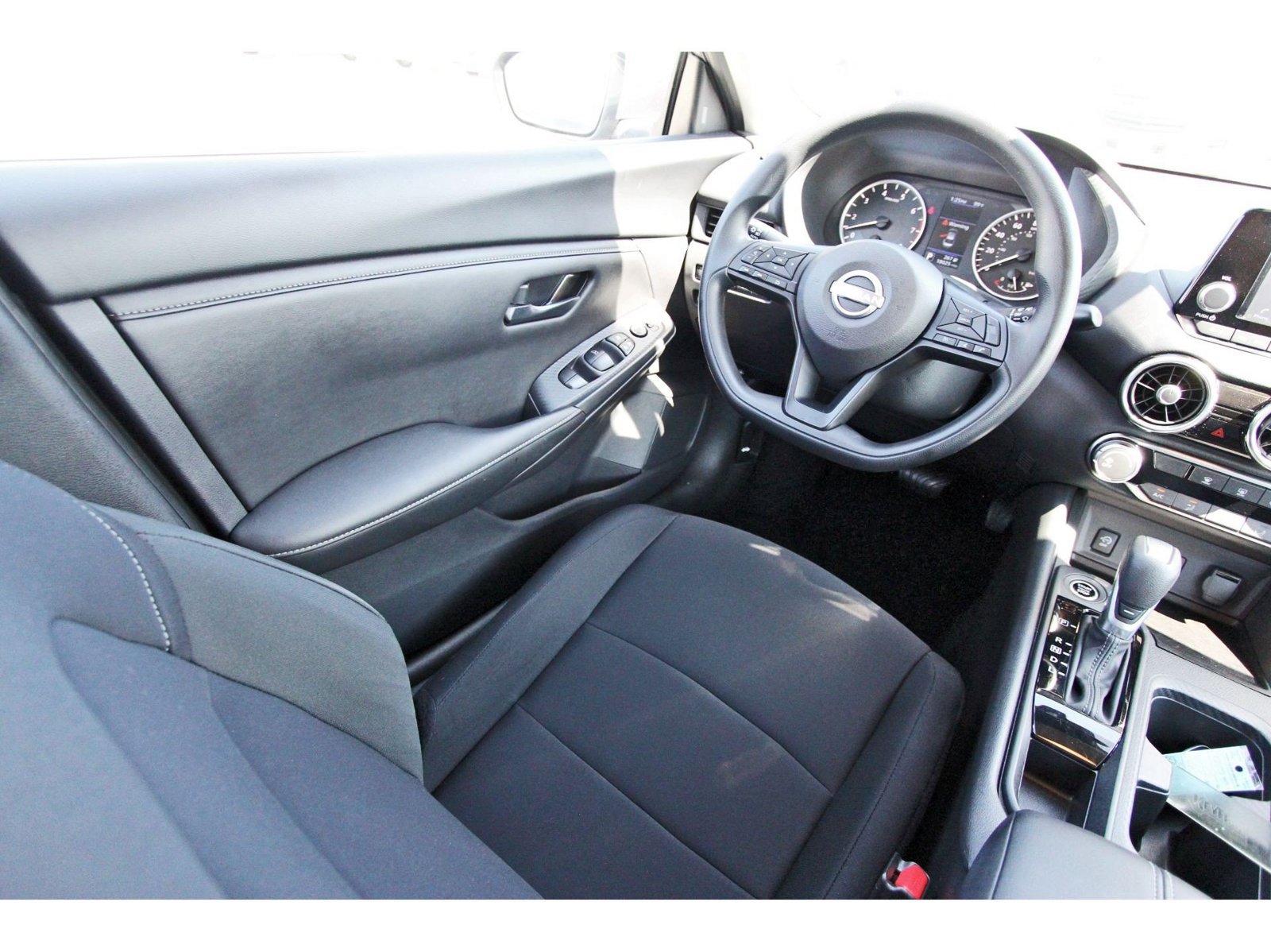 Certified 2025 Nissan Sentra S FWD image 12