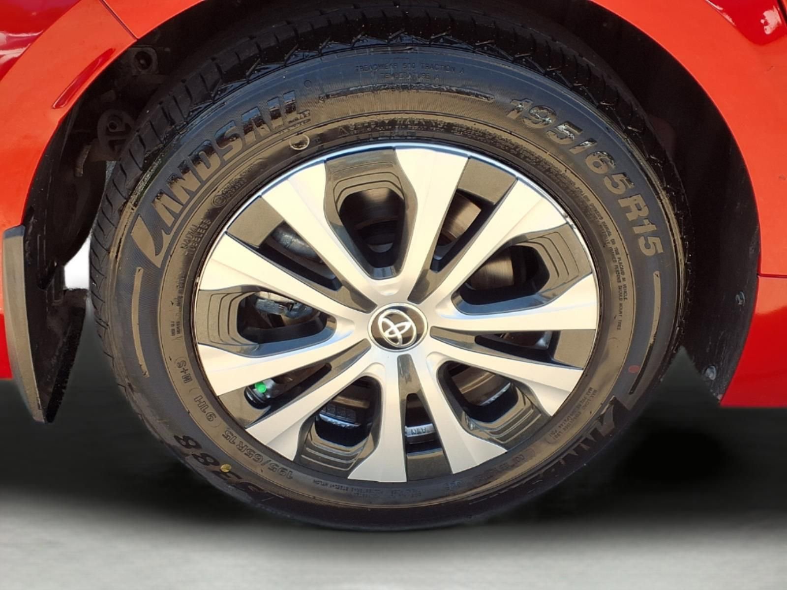 Used 2020 Toyota Corolla LE image 9