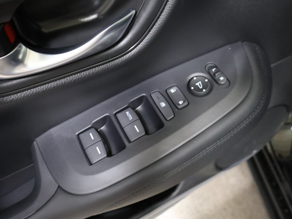 New 2027 Honda HR-V LX image 13