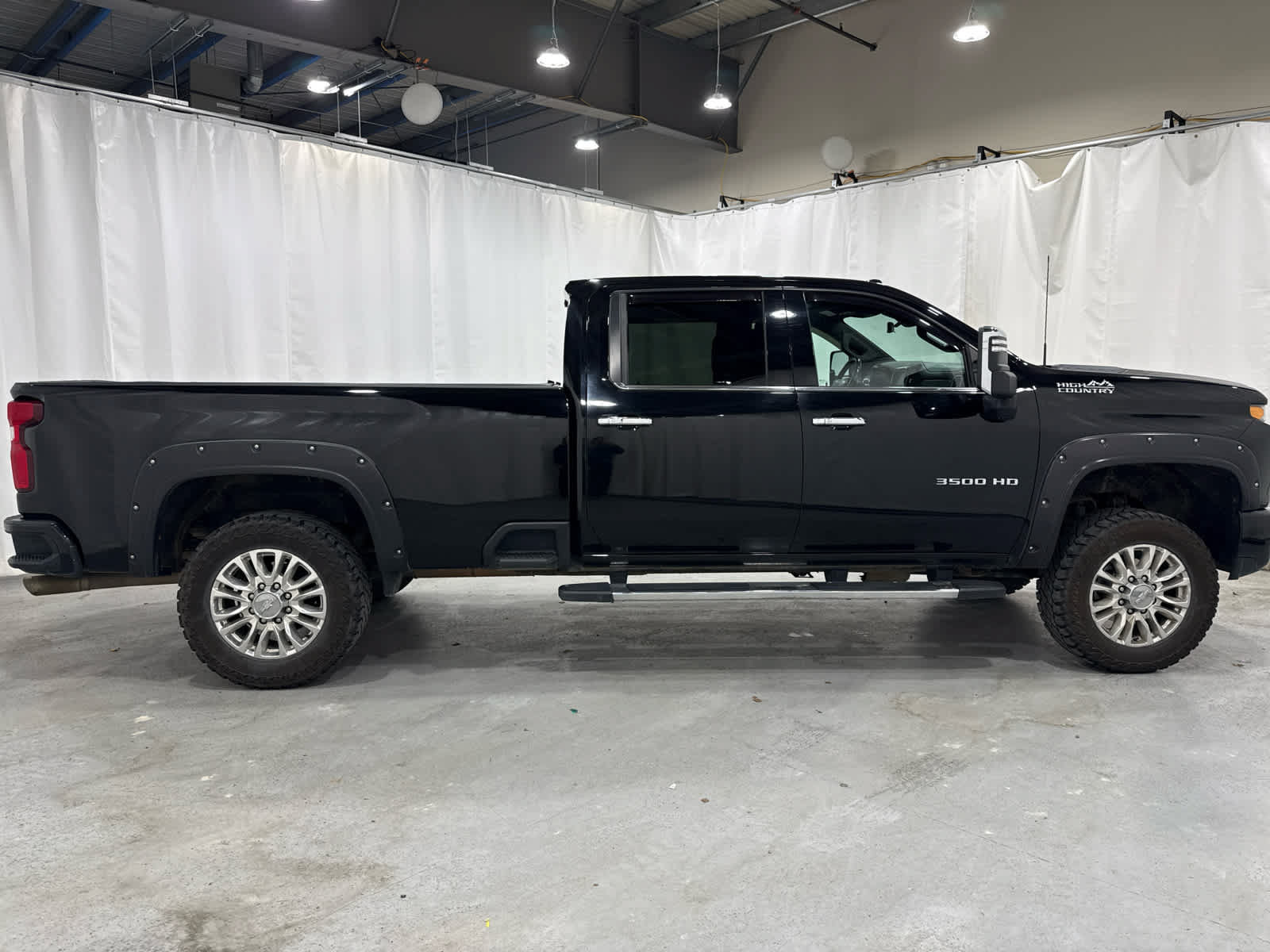 Certified 2020 Chevrolet Silverado 3500 High Country AWD/4WD image 6