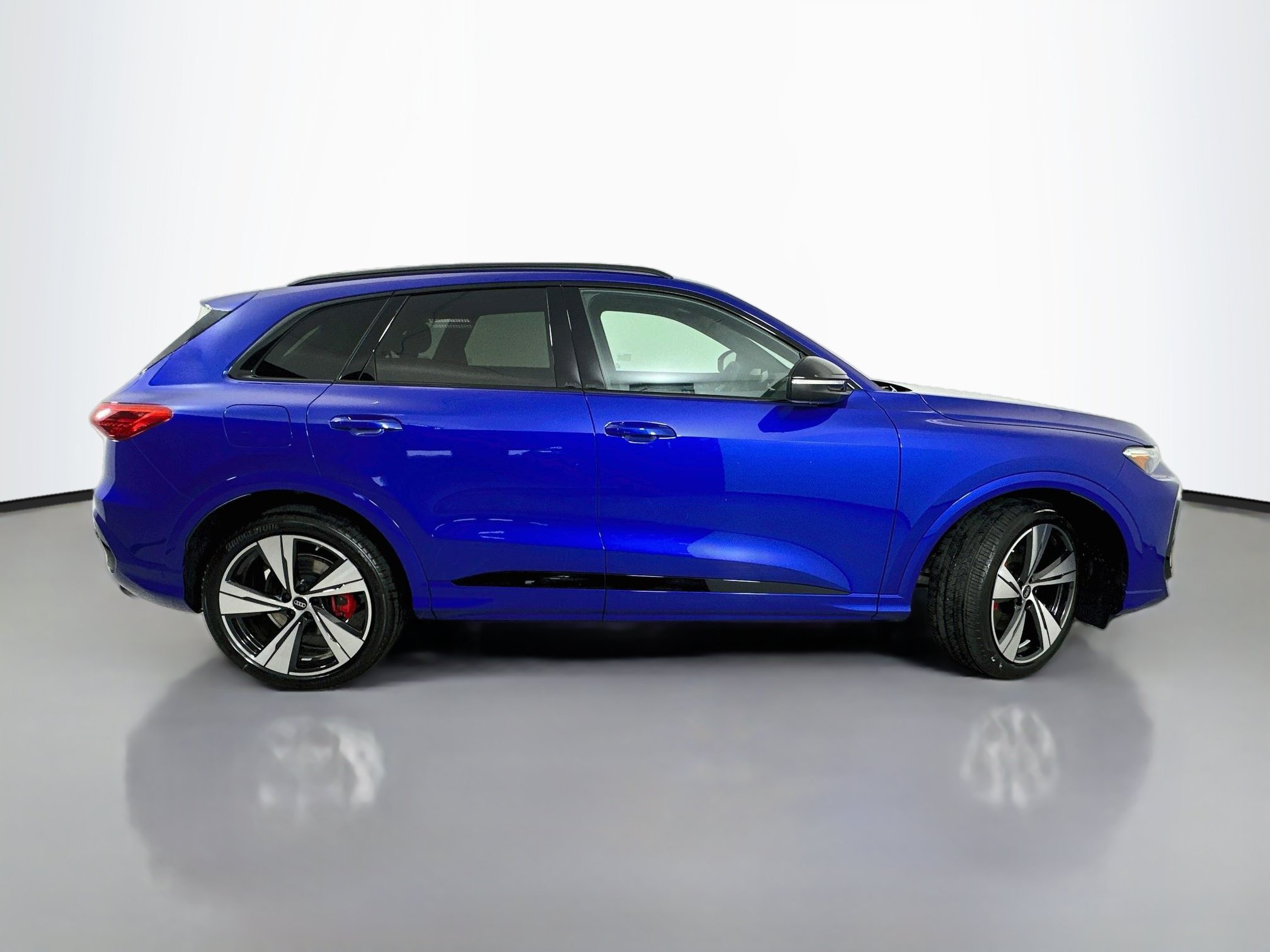 New 2026 Audi SQ5 Premium Plus AWD/4WD image 8