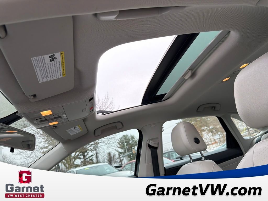 Used 2020 Volkswagen Jetta SE w/ SE Cold Weather Package image 20