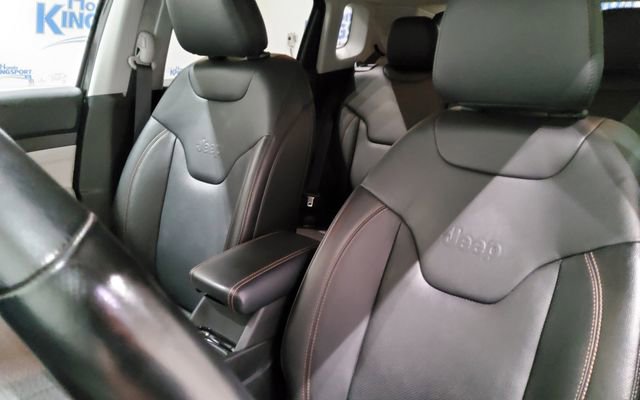 Used 2022 Jeep Compass Limited image 15