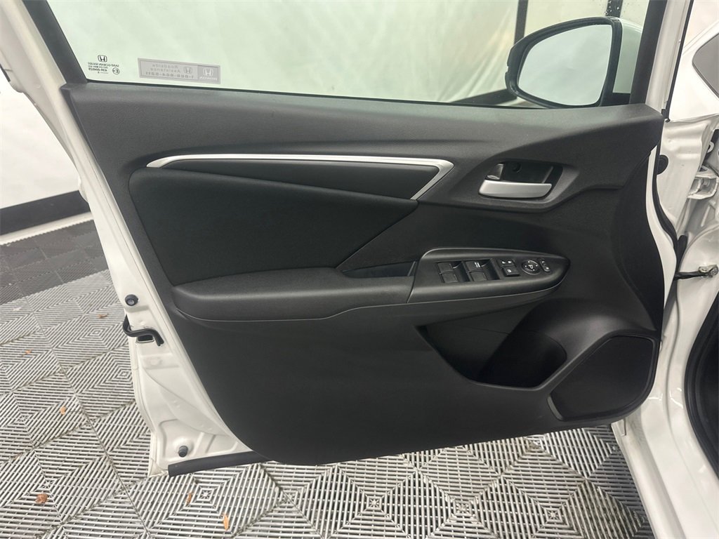 Used 2020 Honda Fit LX image 11