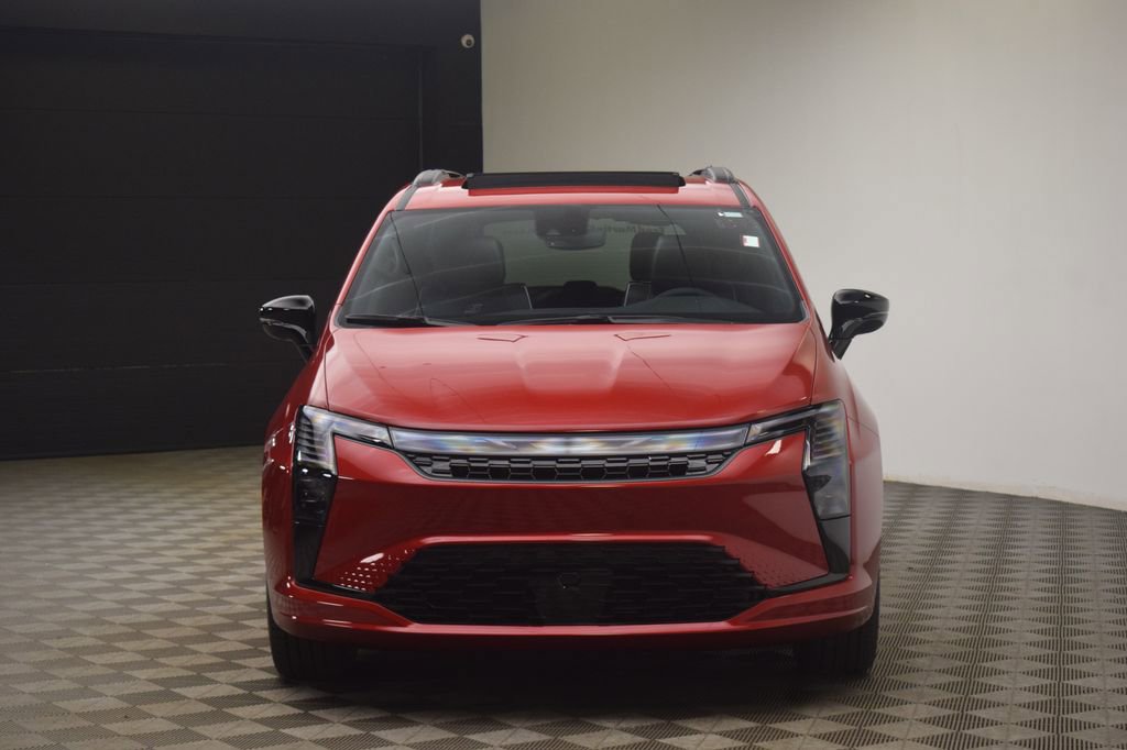 New 2027 Chrysler Pacifica Limited FWD image 2