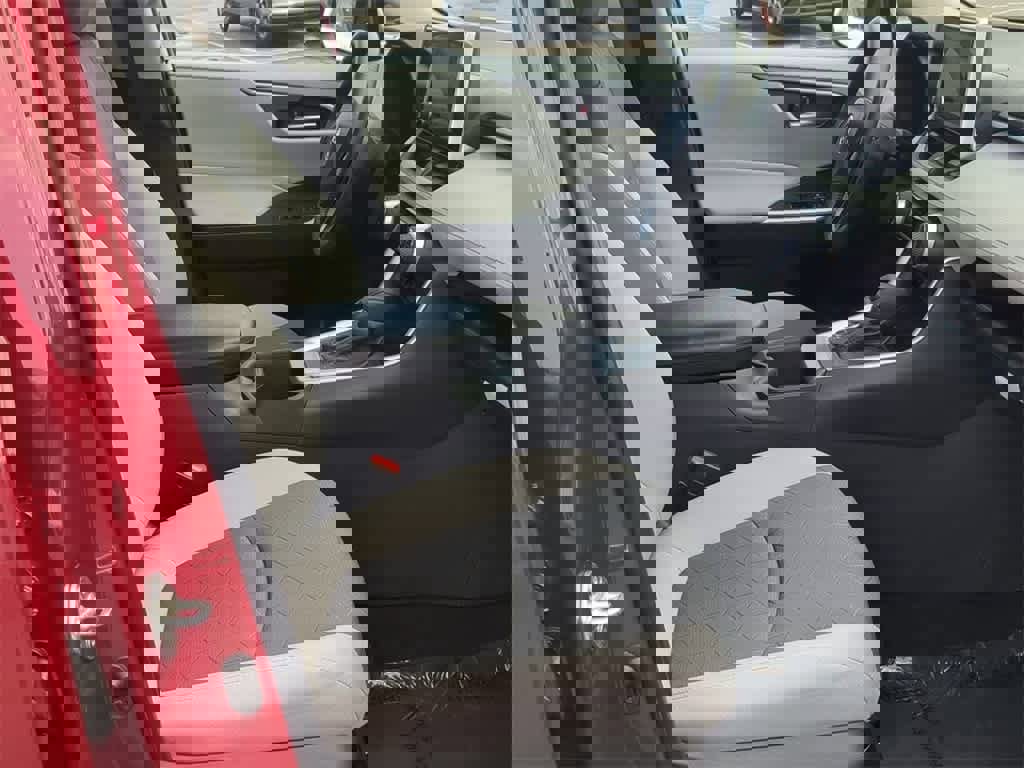 Used 2023 Toyota RAV4 XLE w/ Convenience Package image 20