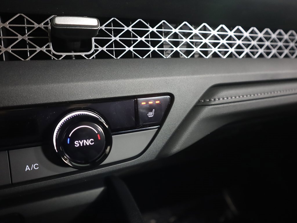 Certified 2025 Honda Accord SE image 45