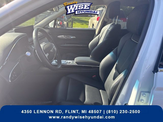 Used 2025 Genesis GV70 2.5T AWD/4WD image 12