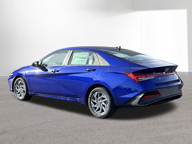 New 2026 Hyundai Elantra Blue w/ Cargo Package image 32