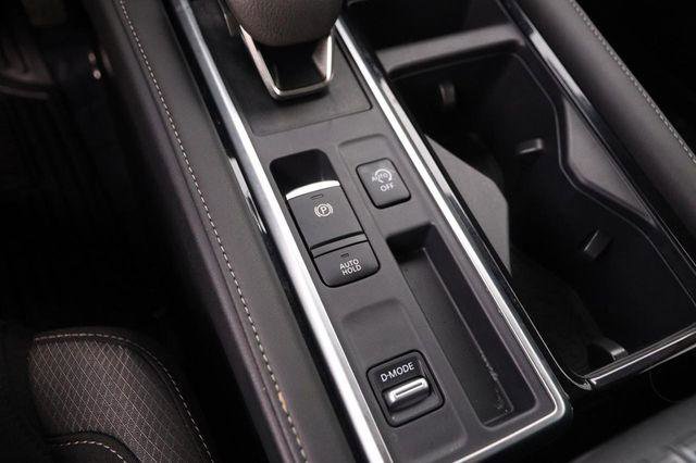Used 2025 Nissan Pathfinder SV image 20