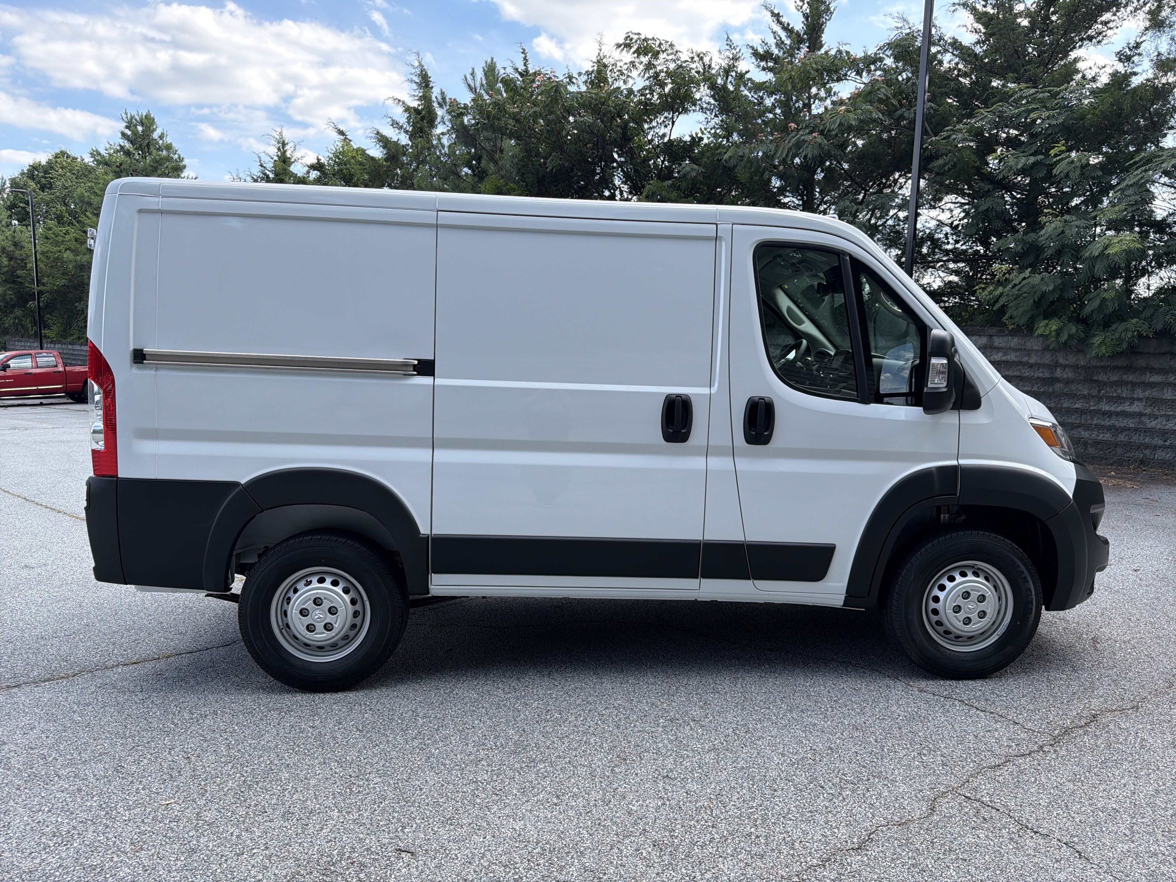 New 2026 RAM ProMaster 1500 w/ Safety Group FWD image 8