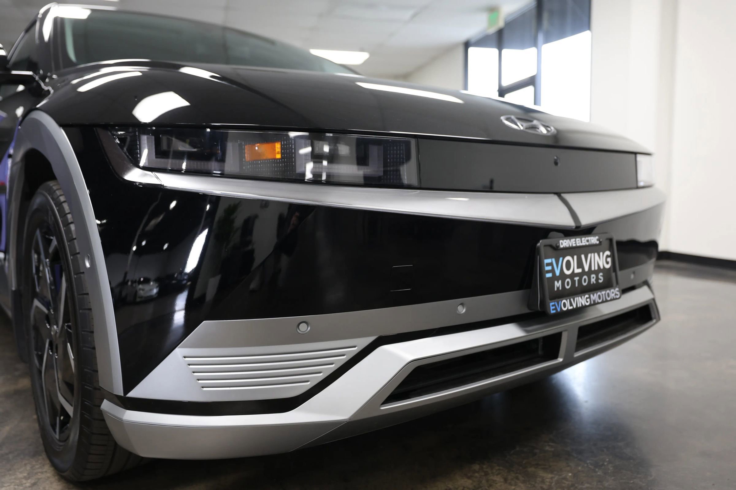 Used 2024 Hyundai Ioniq 5 Limited image 12