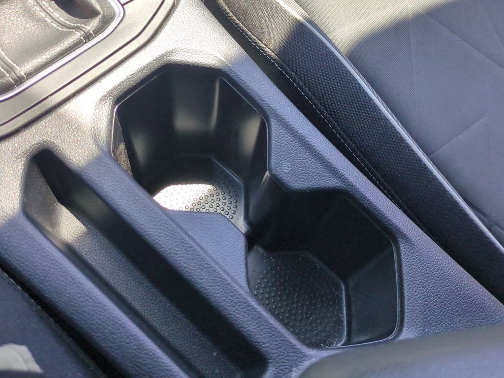 Used 2025 Volkswagen Jetta Sport FWD image 22