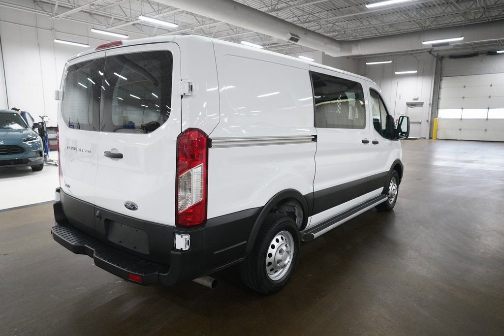 Used 2024 Ford Transit 250 Low Roof AWD w/ Exterior Upgrade Package image 34