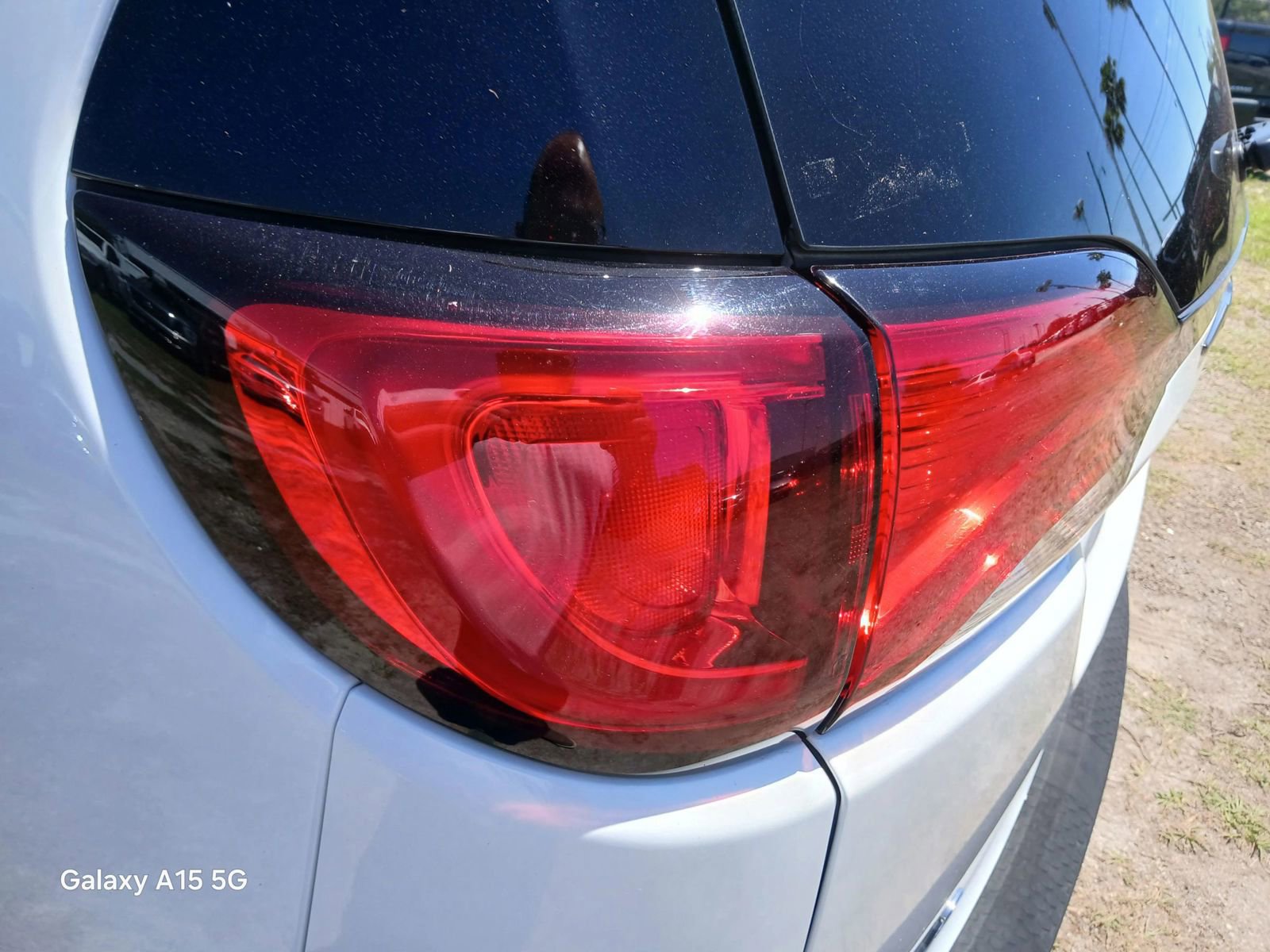 Used 2019 Chrysler Pacifica Limited w/ Advanced Safetytec Group FWD image 14