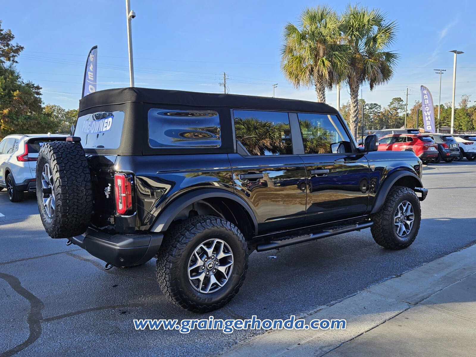 Used 2024 Ford Bronco Badlands image 5