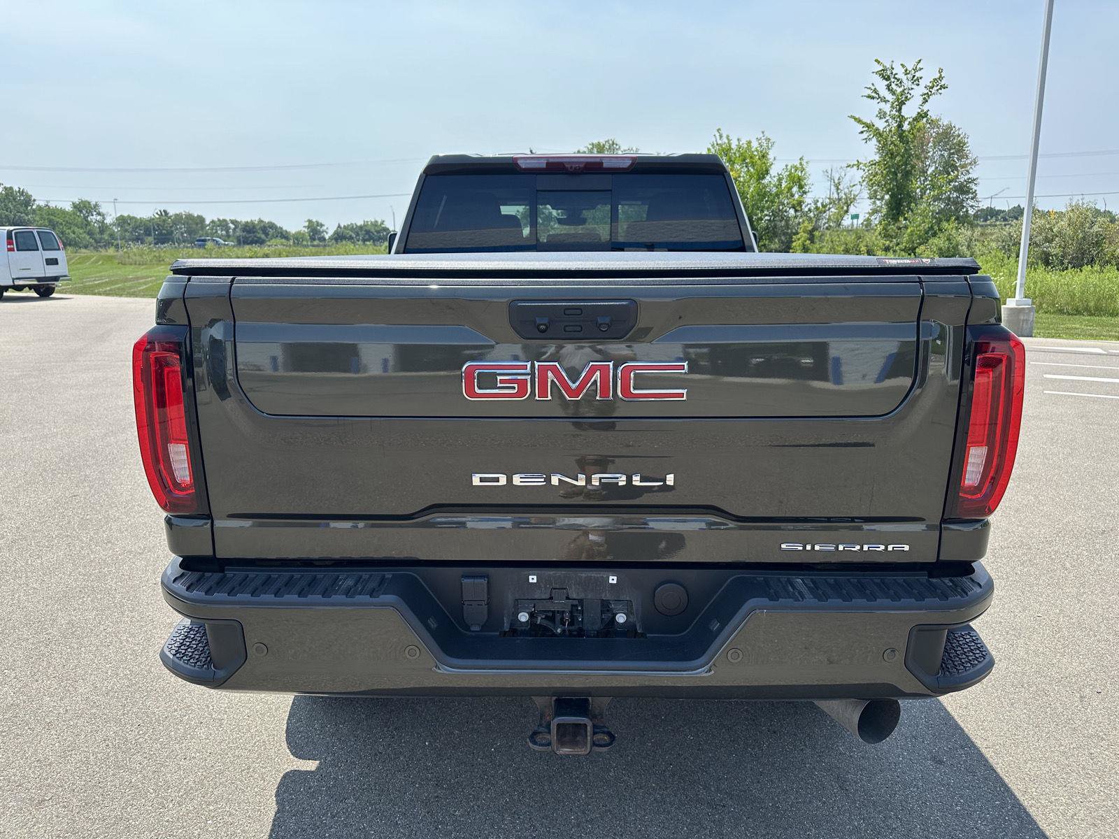 Used 2023 GMC Sierra 2500 Denali w/ Denali Ultimate Package AWD/4WD image 4