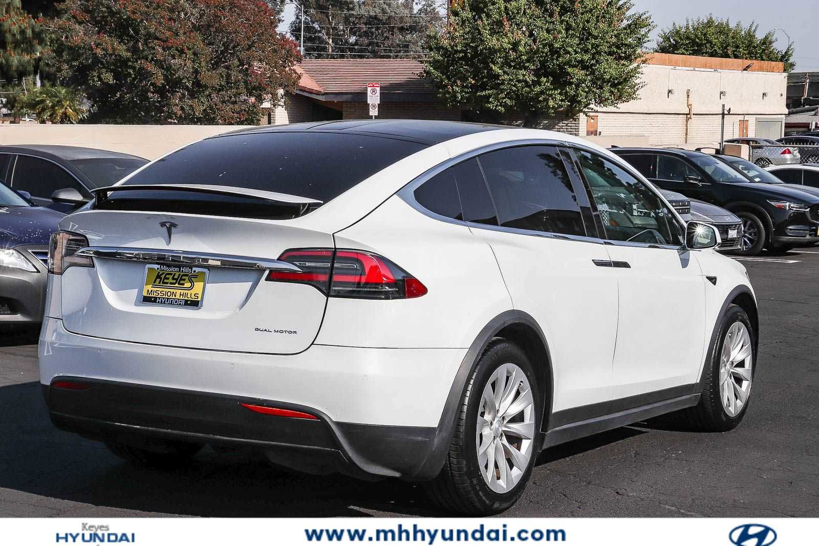 Used 2019 Tesla Model X AWD/4WD image 4