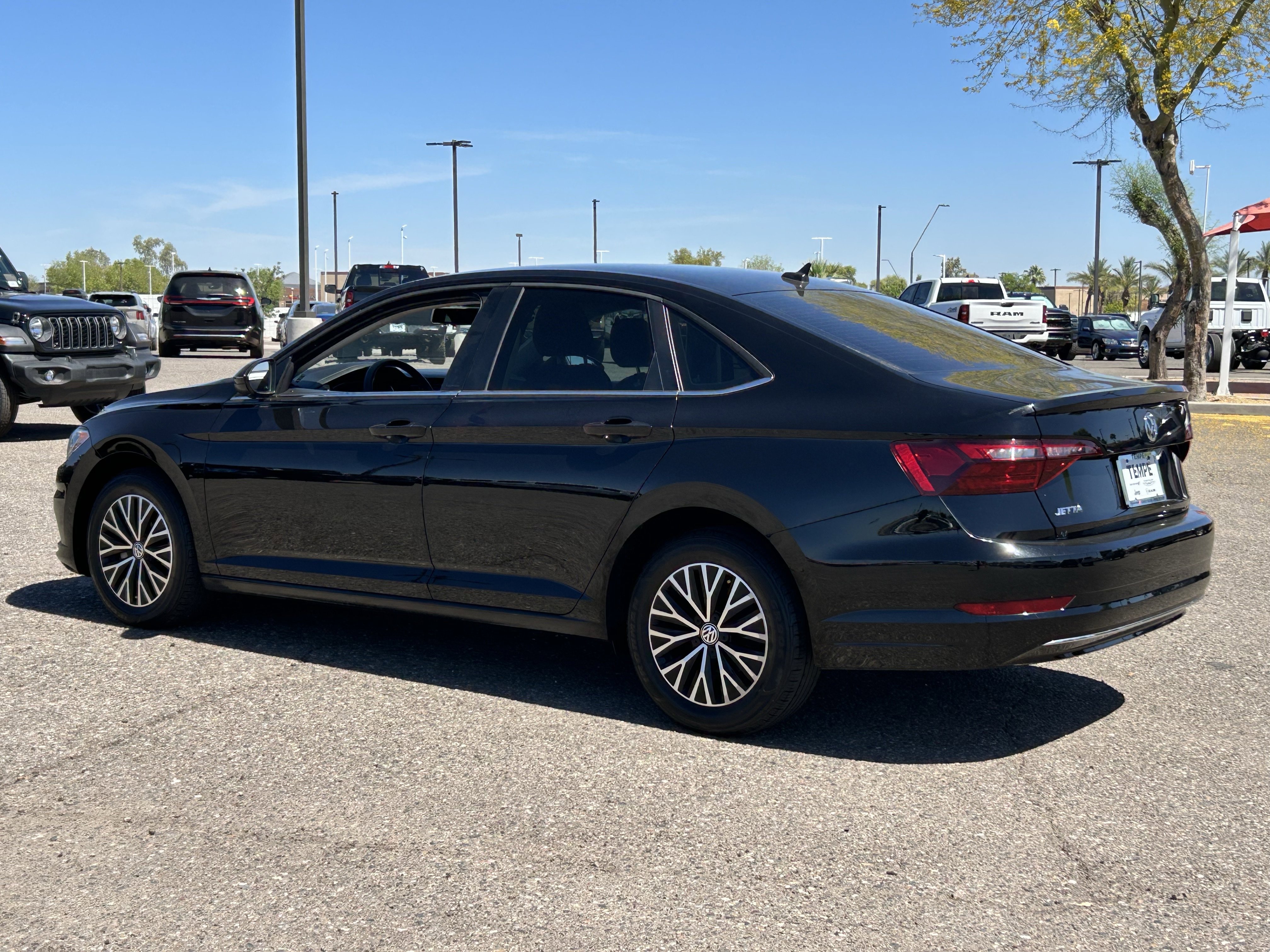 Used 2021 Volkswagen Jetta S w/ Driver Assistance Package image 4