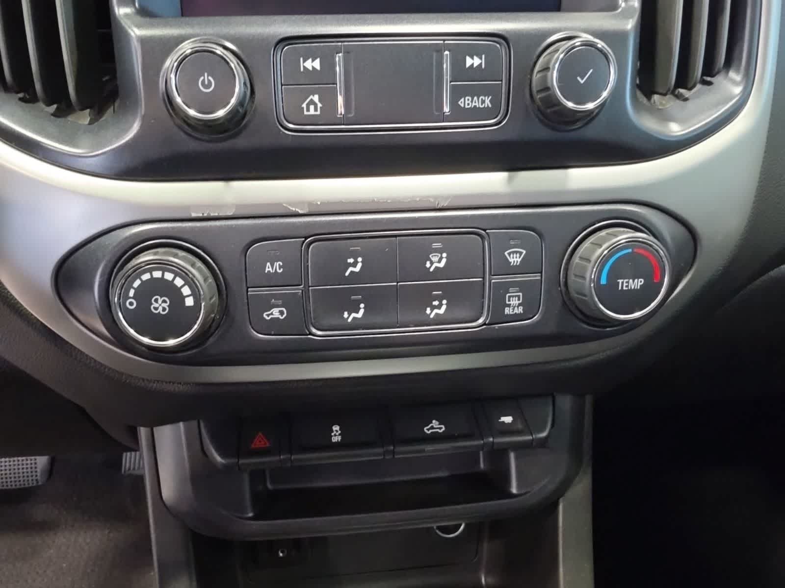 Used 2019 Chevrolet Colorado LT w/ Colorado RST Special Edition AWD/4WD image 27