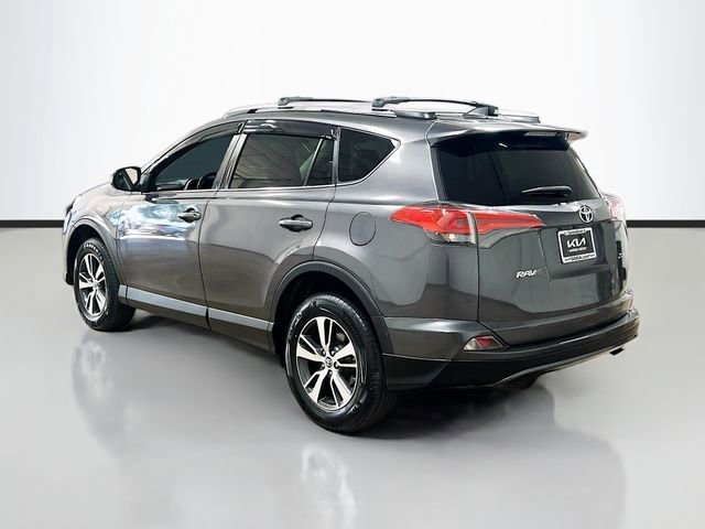 Used 2016 Toyota RAV4 XLE FWD image 5