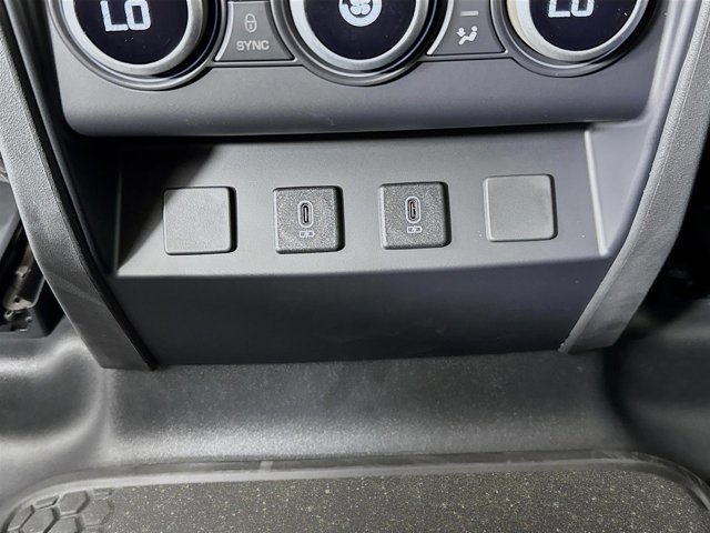 Used 2026 Land Rover Defender 110 S image 28