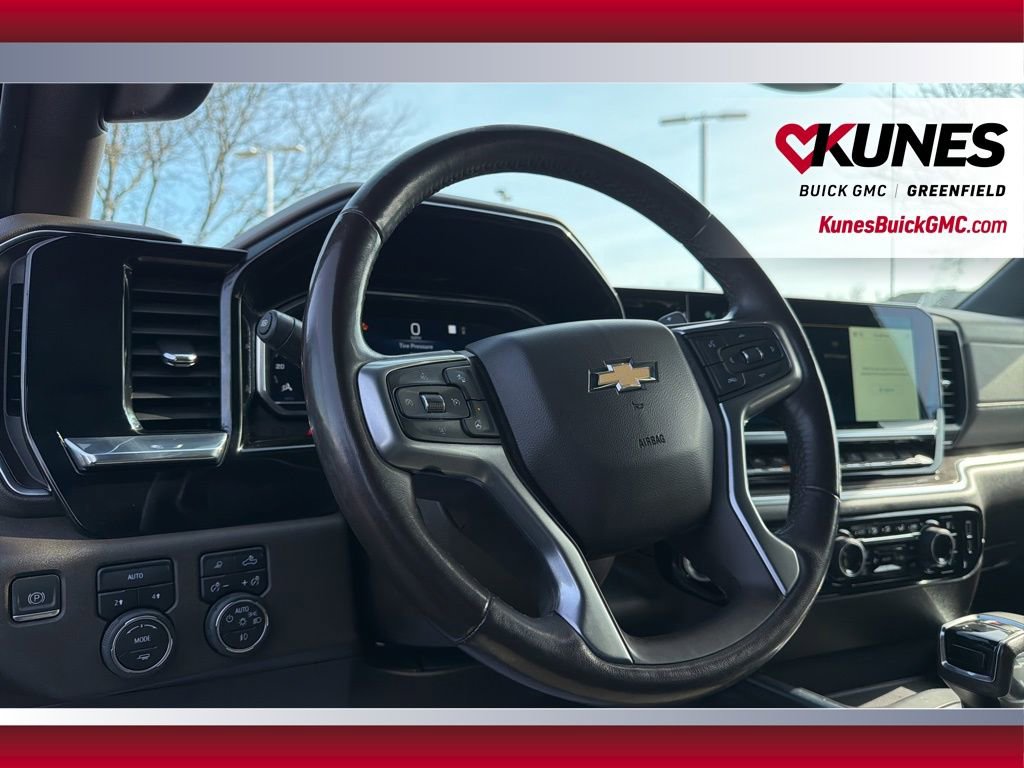 Used 2022 Chevrolet Silverado 1500 LTZ image 16