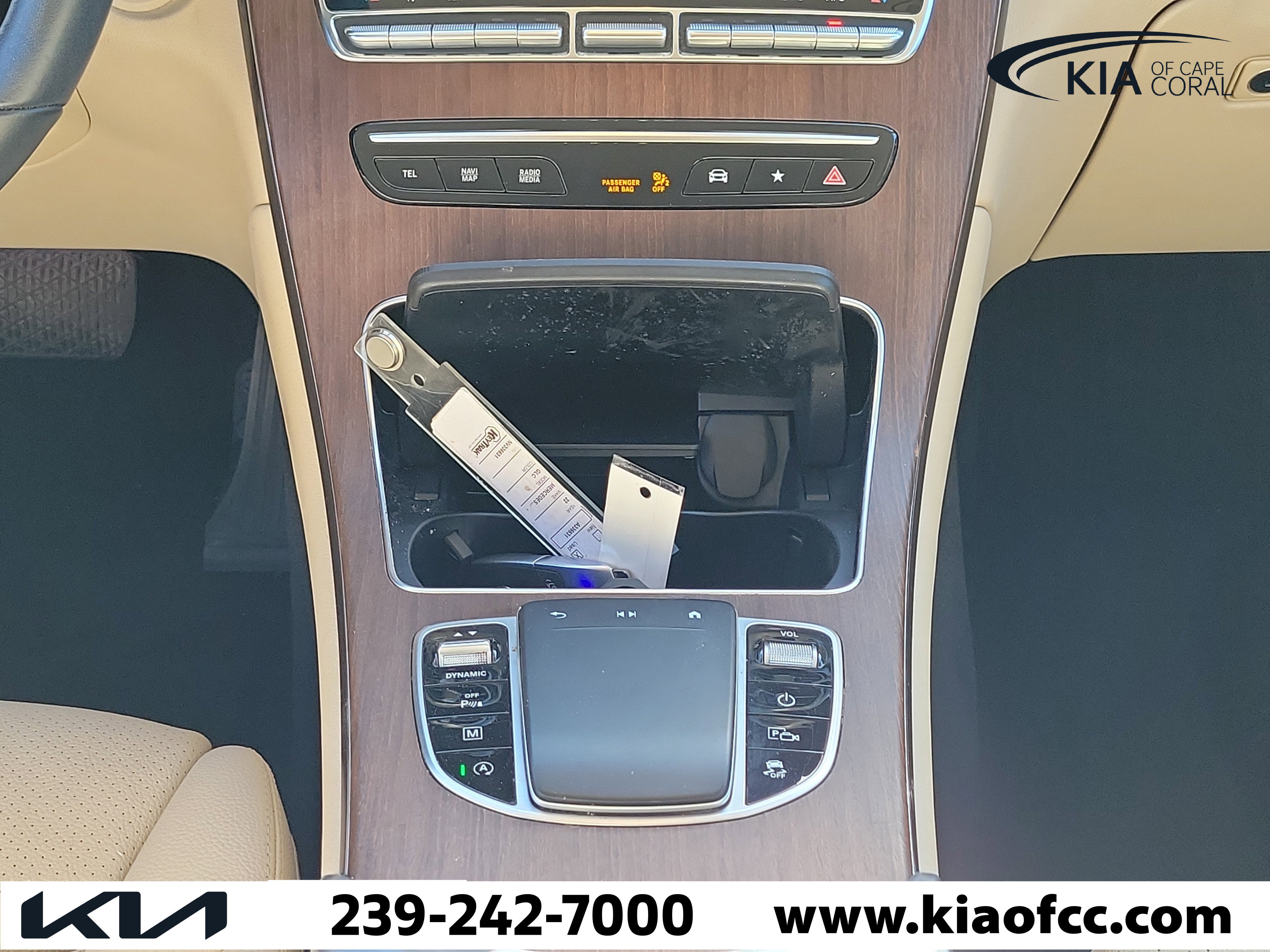 Used 2022 Mercedes-Benz GLC 300 w/ Premium Package Lite image 20