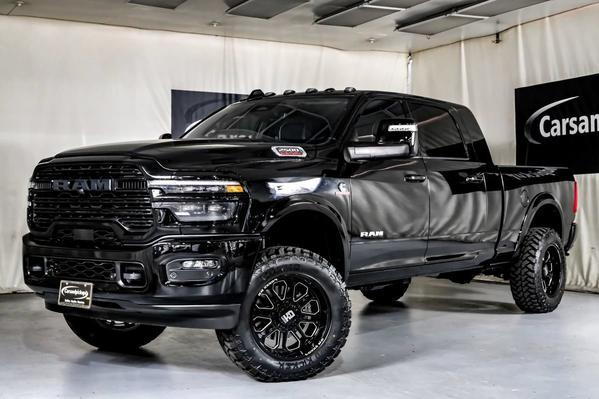 Used 2025 RAM 2500 Laramie AWD/4WD image 5