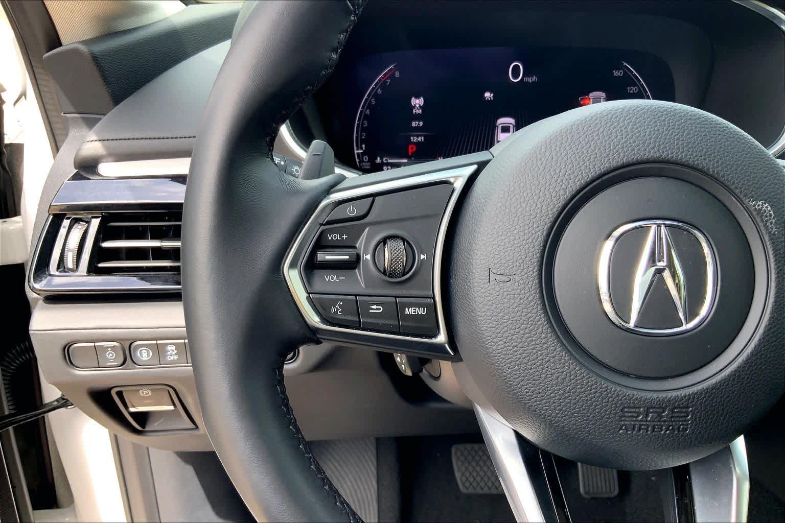 Used 2026 Acura MDX w/ Technology Package FWD image 24