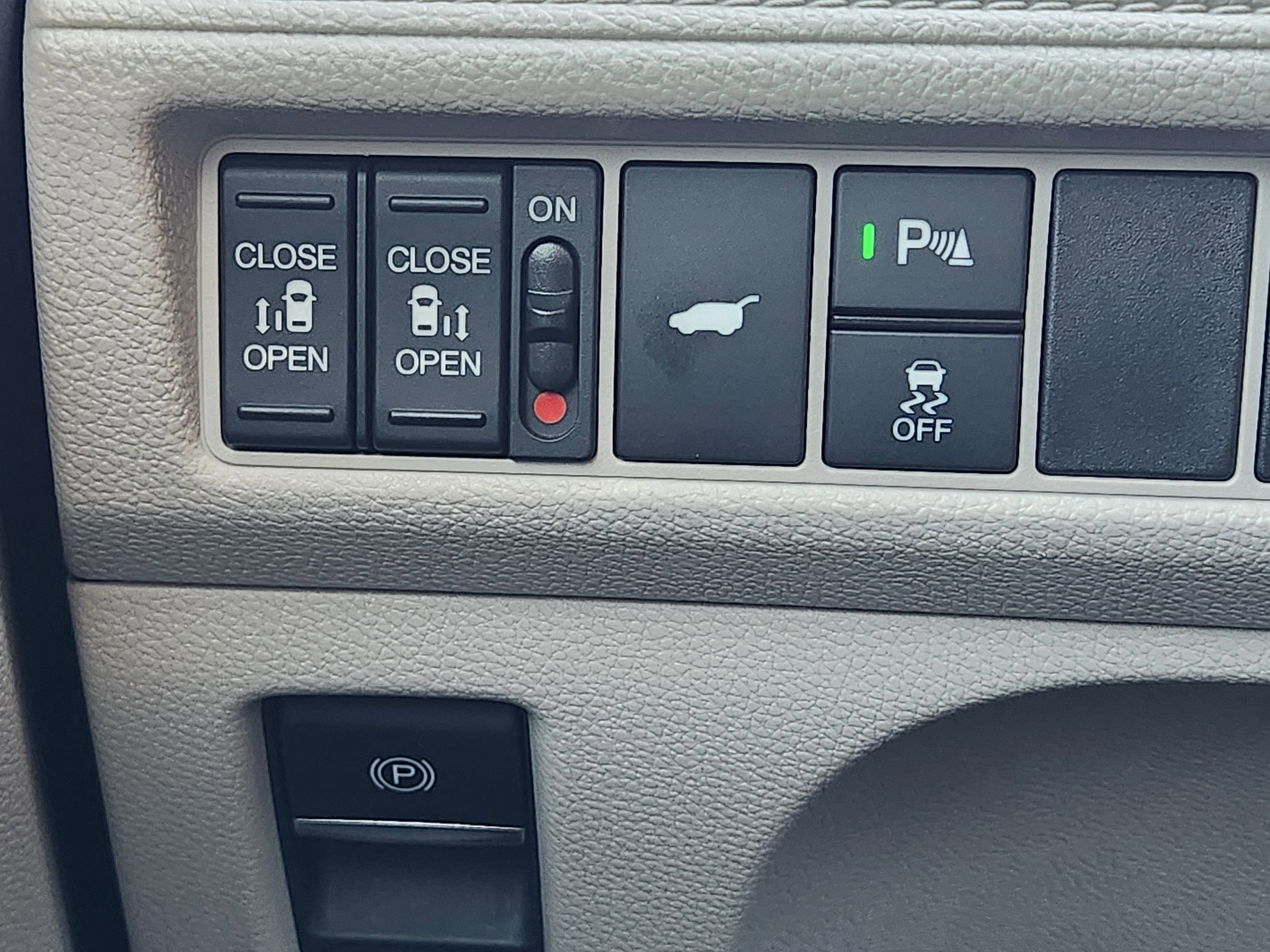 Certified 2025 Honda Odyssey Touring image 21