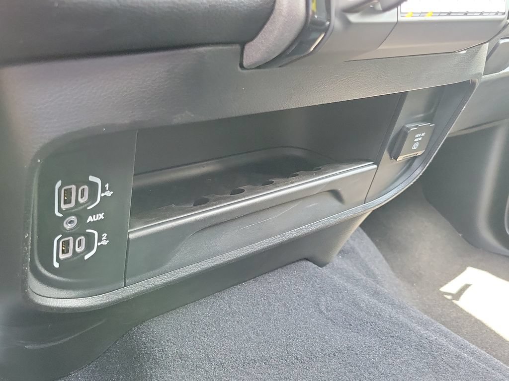 New 2026 RAM 2500 Warlock AWD/4WD image 33