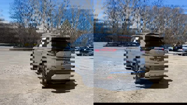 Used 2023 Nissan Rogue Platinum w/ Platinum Premium Package image 7