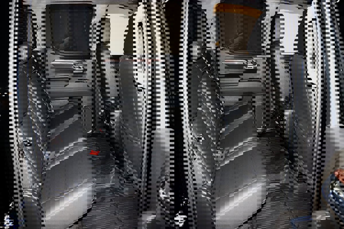 Used 2023 GMC Sierra 1500 SLT w/ SLT Convenience Package image 76