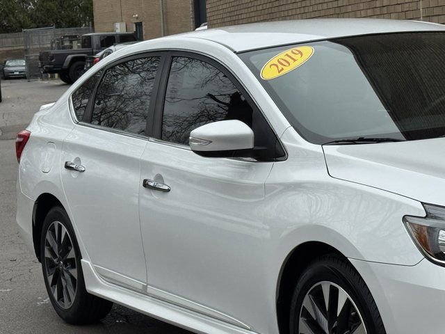 Used 2019 Nissan Sentra SR w/ Exterior Package image 4