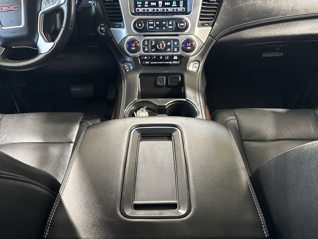 Used 2018 GMC Yukon SLT w/ Open Road Package RWD image 21