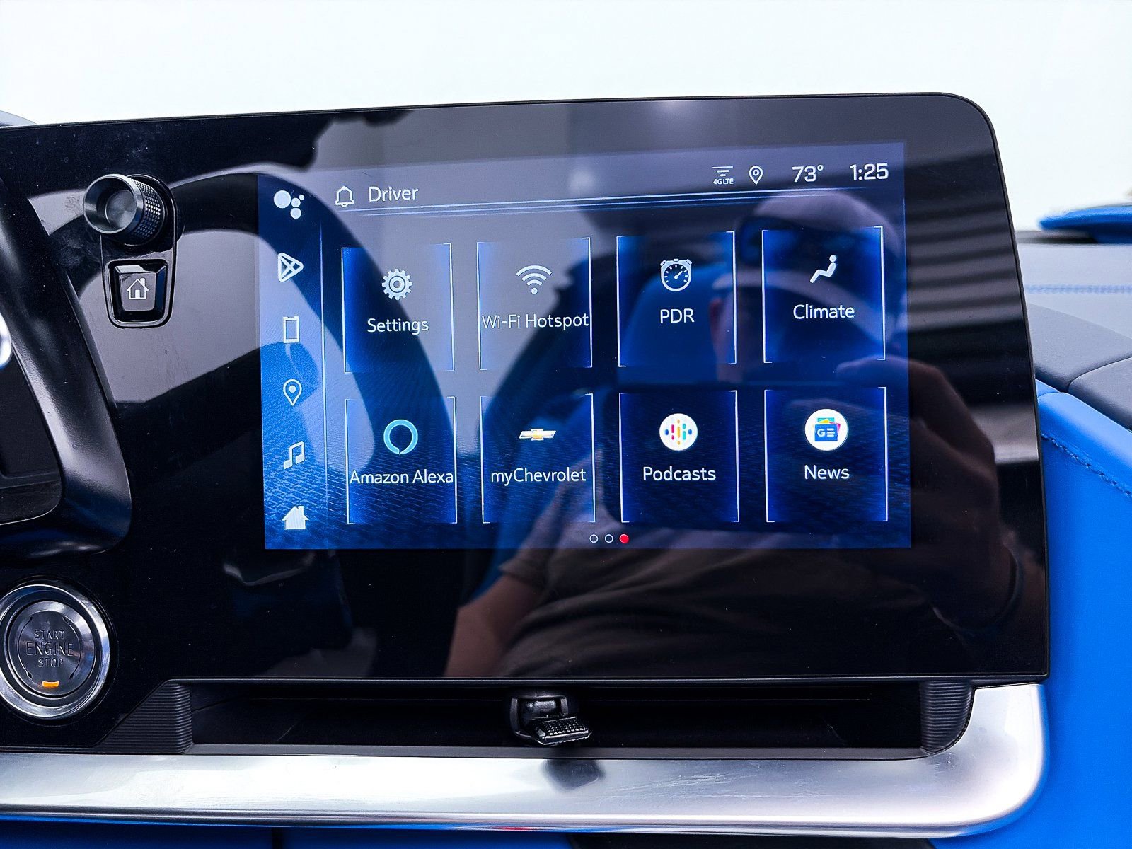 Used 2024 Chevrolet Corvette Stingray Premium Conv w/ Battery Protection Package image 25