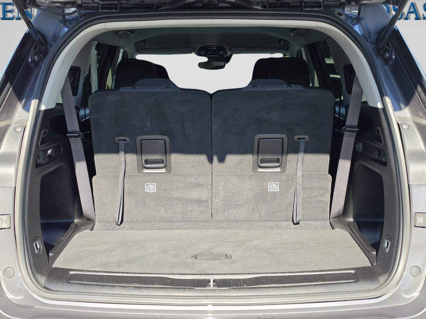 Used 2024 Jeep Grand Cherokee L Laredo RWD image 15